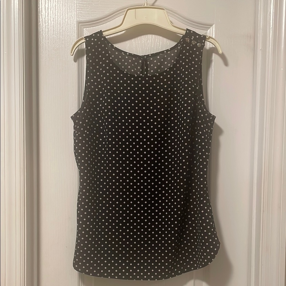 Fitted Black Tank Top with Polka Dots